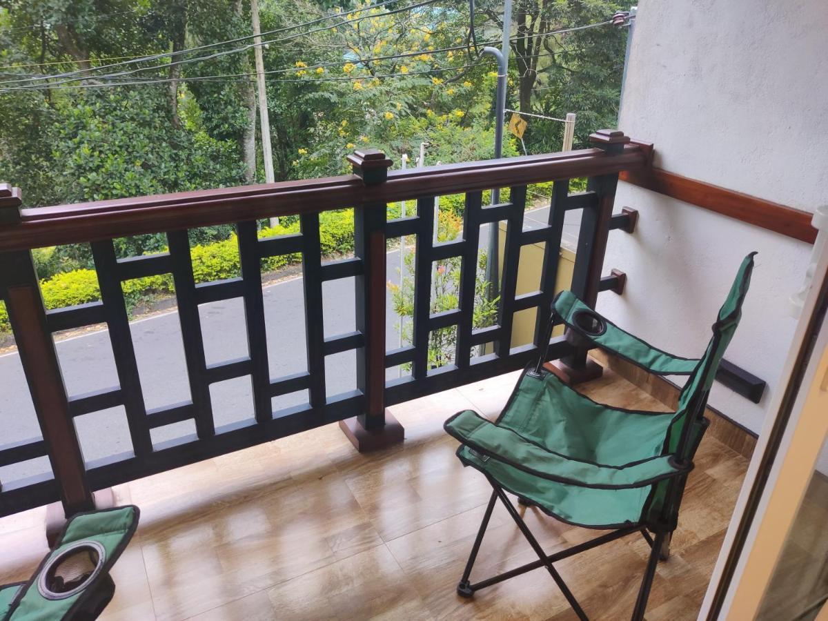 Y&Y Residence Kandy Eksteriør billede